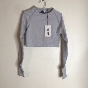 Aybl ladies athletic seamless light gray long sleeve crop top size small